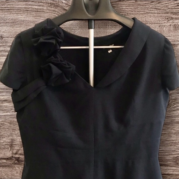 Giorgio Armani 100% Silk Black Cap-Sleeve Dress • IT 50 - Picture 3 of 9